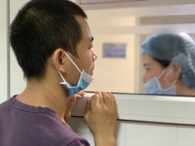 Nghiệt ngã gia đình ung thư máu chăm nhau trong đói nghèo - 4 Nghiệt ngã gia đình ung thư máu chăm nhau trong đói nghèo - 4