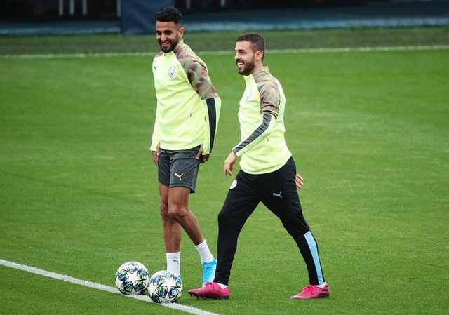 De Bruyne bất ngờ vắng mặt trên sân tập của Man City - 1 De Bruyne bất ngờ vắng mặt trên sân tập của Man City - 1