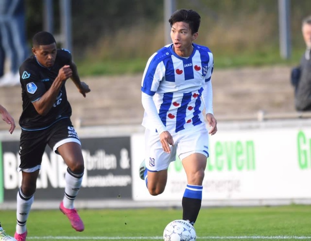 Văn Hậu đá chính, đội trẻ Heerenveen hòa trận thứ 2 liên tiếp - 1