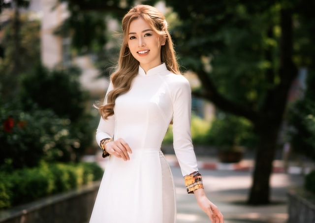 a-hau-bui-phuong-nga-dep-diu-dang-trong-bo-anh-ky-yeu-cuoi-capdocx-1569935695857.jpeg