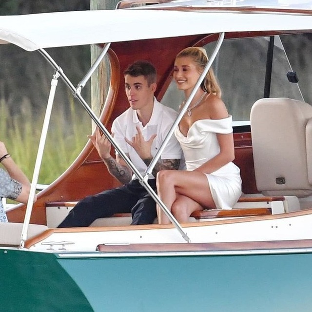 Justin Bieber và Hailey Baldwin đã chính thức trở thành vợ chồng! - 1 Justin Bieber và Hailey Baldwin đã chính thức trở thành vợ chồng! - 1