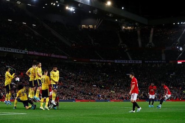 Những khoảnh khắc chia điểm thất vọng giữa Man Utd và Arsenal - 18 Những khoảnh khắc chia điểm thất vọng giữa Man Utd và Arsenal - 18