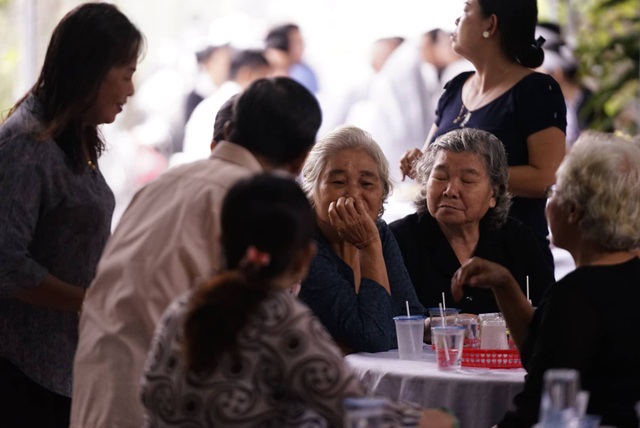 Lễ tang ông Nguyễn Hữu Hạnh: Mãi ghi nhớ những đóng góp trong cuộc kháng chiến thống nhất Tổ quốc - 2