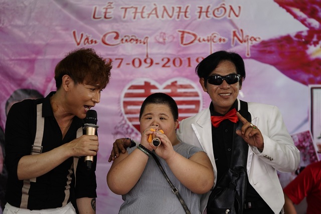 Nghẹn ngào đám cưới nơi mái ấm tình thương - 8 Nghẹn ngào đám cưới nơi mái ấm tình thương - 8