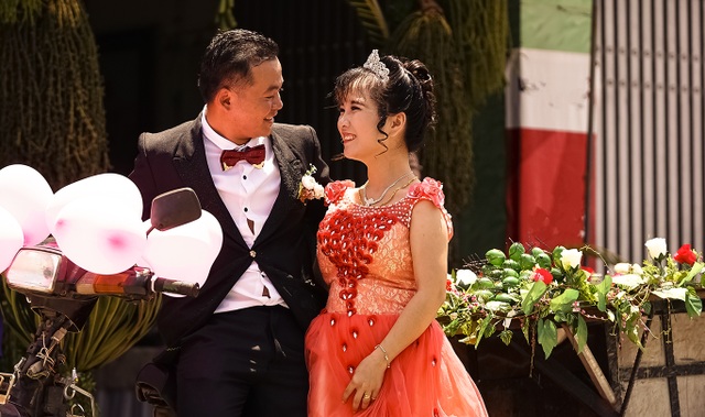 Nghẹn ngào đám cưới nơi mái ấm tình thương - 12 Nghẹn ngào đám cưới nơi mái ấm tình thương - 12