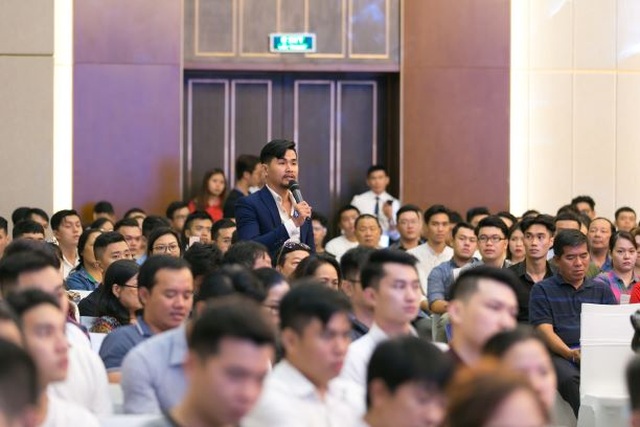 Giới trẻ Việt khắp thế giới đổ về Việt Nam học phi công - 4 Giới trẻ Việt khắp thế giới đổ về Việt Nam học phi công - 4