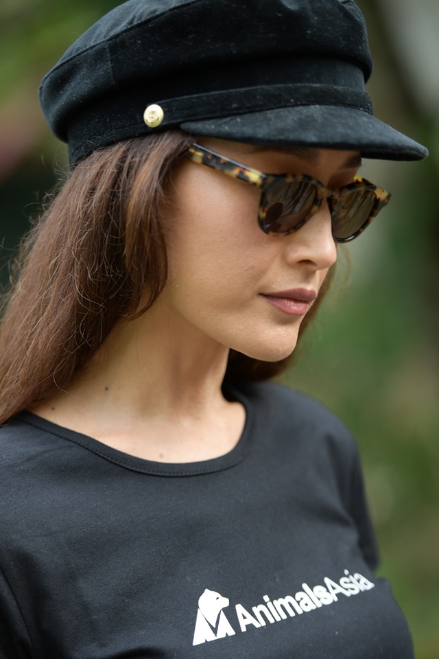 Minh tinh Maggie Q thăm mộ một con gấu ở Tam Đảo - 15 Minh tinh Maggie Q thăm mộ một con gấu ở Tam Đảo - 15