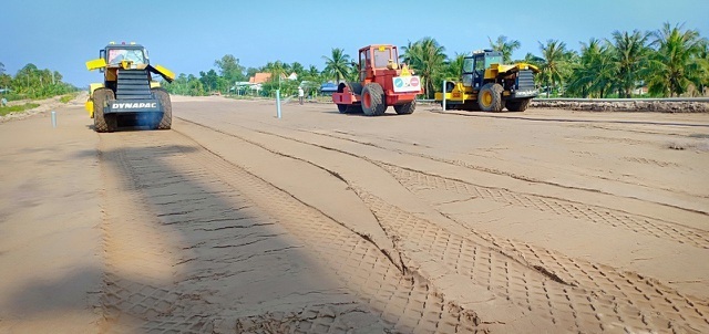 Thủ tướng yêu cầu ngân hàng không gây khó khăn, làm “lụt” dự án trọng điểm! - 2 Thủ tướng yêu cầu ngân hàng không gây khó khăn, làm “lụt” dự án trọng điểm! - 2