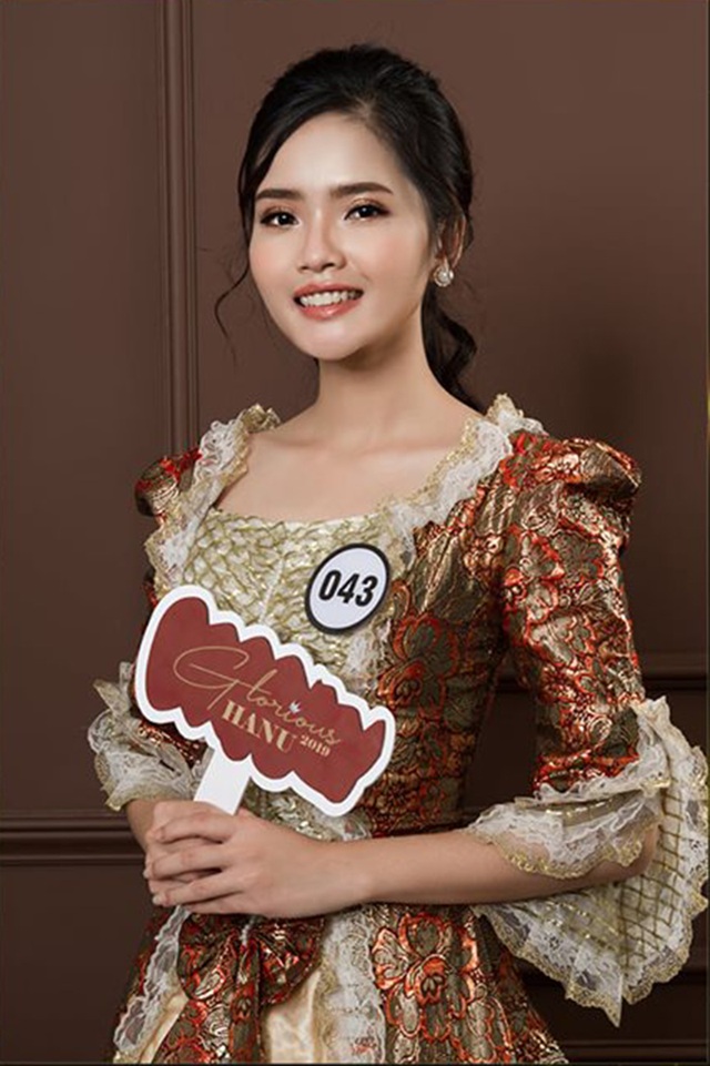 Top 10 Hoa khôi ĐH Hà Nội khoe sắc với trang phục khắp 5 châu - 5 Top 10 Hoa khôi ĐH Hà Nội khoe sắc với trang phục khắp 5 châu - 5