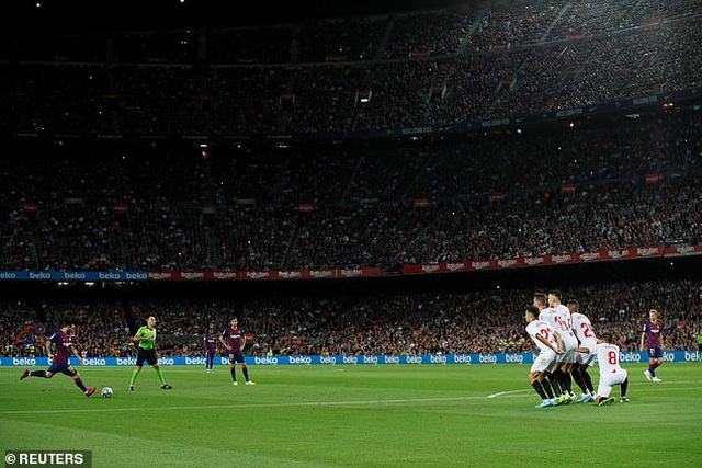 Messi và Luis Suarez rực sáng, Barcelona thắng đậm Sevilla - 11 Messi và Luis Suarez rực sáng, Barcelona thắng đậm Sevilla - 11
