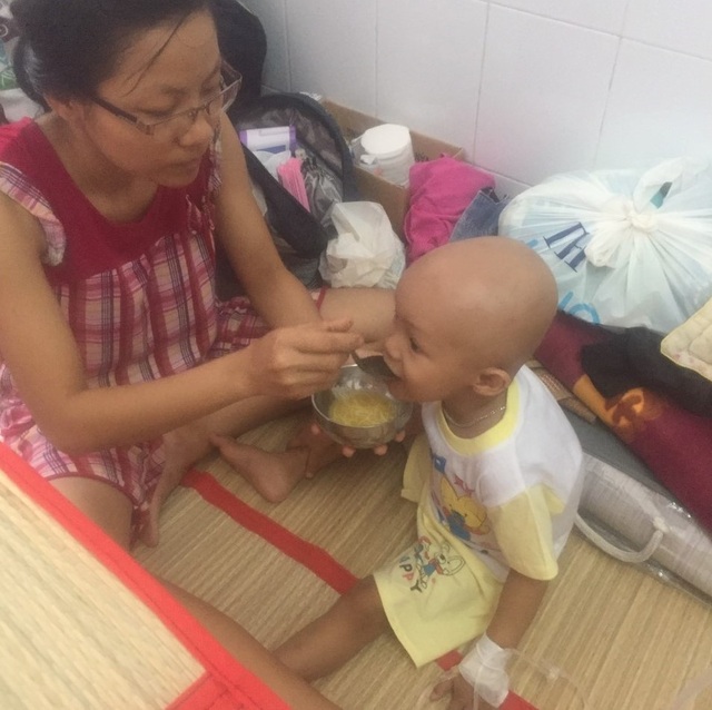 Xin cứu lấy đứa con cầu của nữ hộ sinh nghèo - 3 Xin cứu lấy đứa con cầu của nữ hộ sinh nghèo - 3
