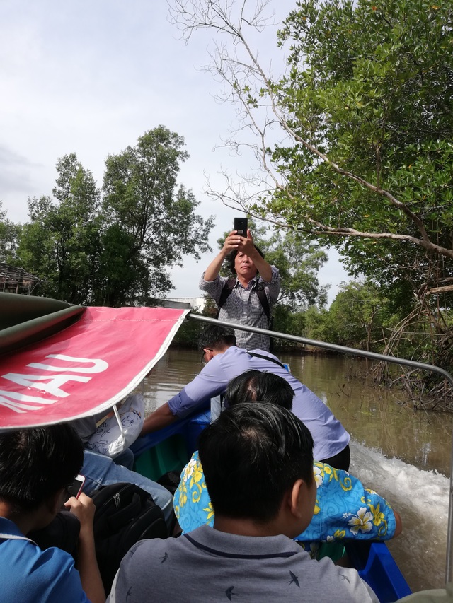 Cà Mau đón hơn 1,1 triệu lượt khách du lịch - 3 Cà Mau đón hơn 1,1 triệu lượt khách du lịch - 3