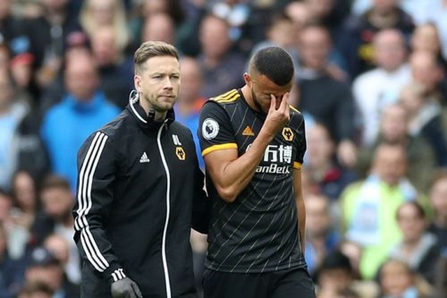Những khoảnh khắc gục ngã của Man City trước Wolves tại Etihad - 4 Những khoảnh khắc gục ngã của Man City trước Wolves tại Etihad - 4