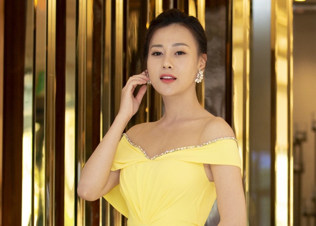 “Quỳnh Búp bê” tình tứ “Cảnh soái ca” tại Liên hoan phim Busan - 11 “Quỳnh Búp bê” tình tứ “Cảnh soái ca” tại Liên hoan phim Busan - 11