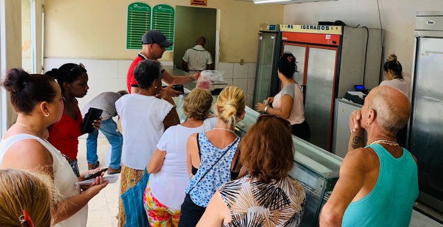 Trải nghiệm khó quên của du khách Việt ở Cuba, hàng hóa khan hiếm và đắt đỏ - 2 Trải nghiệm khó quên của du khách Việt ở Cuba, hàng hóa khan hiếm và đắt đỏ - 2