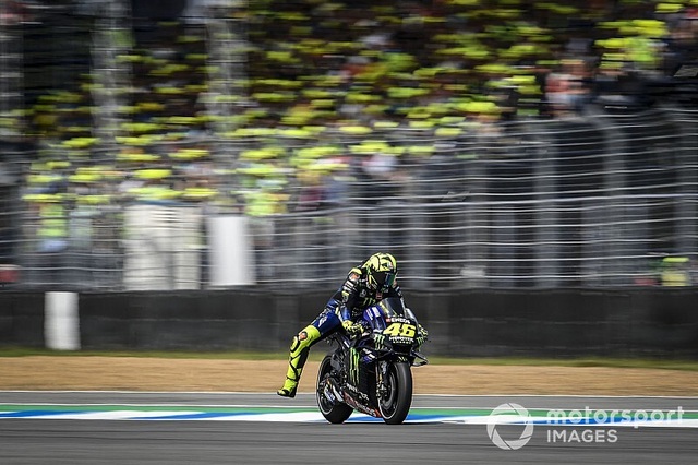 Chặng 15 MotoGP 2019: Marquez thắng ấn tượng trước Quartararo để vô địch thế giới - 12