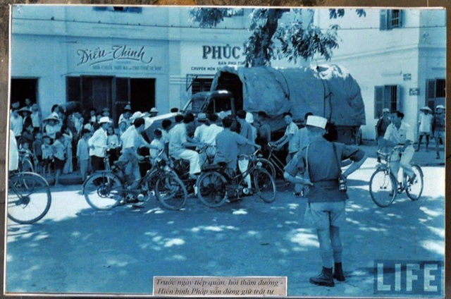 Hình ảnh thời khắc cuối cùng của quân đội Pháp ở Hà Nội năm 1954 - 1 Hình ảnh thời khắc cuối cùng của quân đội Pháp ở Hà Nội năm 1954 - 1
