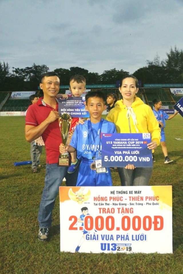TP Cần Thơ: Chung kết Giải bóng đá thiếu niên U13 Yamaha Cup 2019 kịch tính và hấp dẫn - 6 TP Cần Thơ: Chung kết Giải bóng đá thiếu niên U13 Yamaha Cup 2019 kịch tính và hấp dẫn - 6
