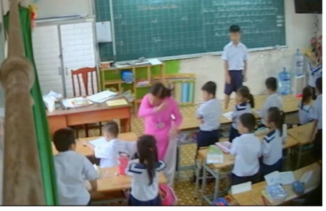 Vụ cô giáo bị lén đặt camera: Vì sao giáo viên vẫn áp dụng “kỷ luật roi vọt”? - 2 Vụ cô giáo bị lén đặt camera: Vì sao giáo viên vẫn áp dụng “kỷ luật roi vọt”? - 2