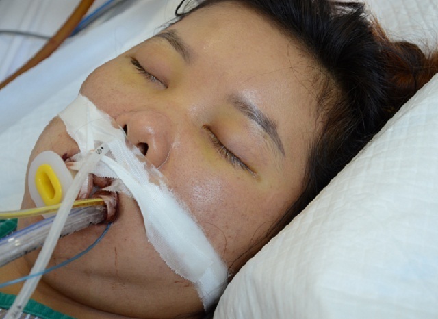 Chị không chờ để kịp ghép gan nữa rồi! - 1 Chị không chờ để kịp ghép gan nữa rồi! - 1