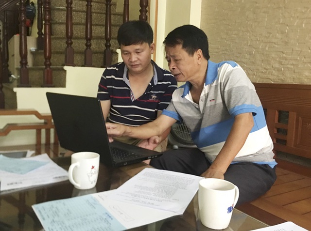 Gần 30 hộ dân đề nghị Công ty Rạng Đông bồi thường và di dời - 1 Gần 30 hộ dân đề nghị Công ty Rạng Đông bồi thường và di dời - 1