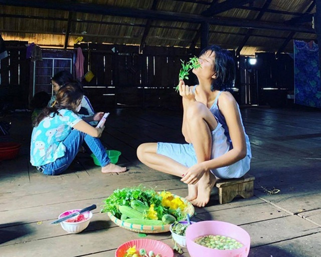 Xúc động với cuộc sống giản dị của Hoa hậu HHen Niê ở quê nhà - 5 Xúc động với cuộc sống giản dị của Hoa hậu HHen Niê ở quê nhà - 5