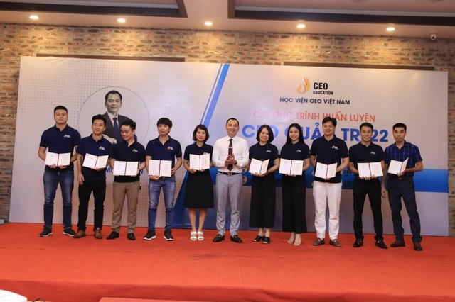 Học viện CEO Việt Nam tổ chức lễ tri ân học viên nhân ngày Doanh nhân Việt Nam - 1 Học viện CEO Việt Nam tổ chức lễ tri ân học viên nhân ngày Doanh nhân Việt Nam - 1