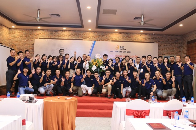 Học viện CEO Việt Nam tổ chức lễ tri ân học viên nhân ngày Doanh nhân Việt Nam - 2 Học viện CEO Việt Nam tổ chức lễ tri ân học viên nhân ngày Doanh nhân Việt Nam - 2