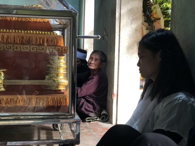Nỗi đau cứa vào tim người mẹ trẻ vì điều tiếng hiến tạng chồng cứu 4 bệnh nhân đang nguy kịch - 2 Nỗi đau cứa vào tim người mẹ trẻ vì điều tiếng hiến tạng chồng cứu 4 bệnh nhân đang nguy kịch - 2