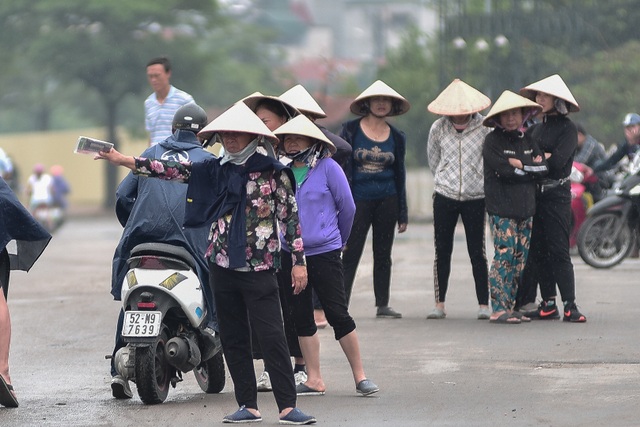 Giá vé chợ đen trận Việt Nam - Malaysia bất ngờ 