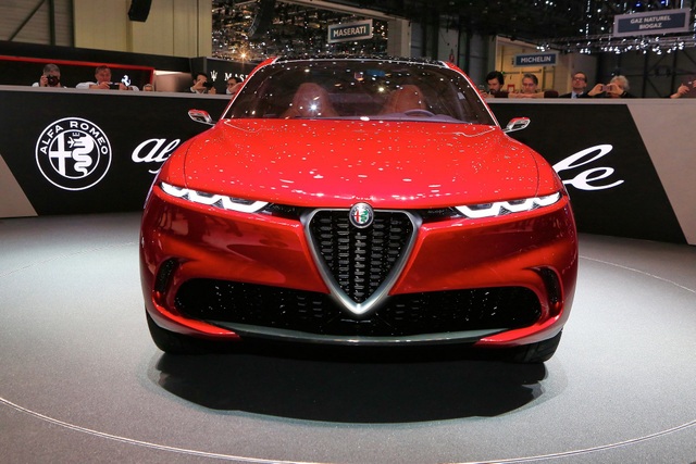 Lộ diện tân binh Alfa Romeo Tonale - Nhân tố mới trên thị trường SUV cỡ nhỏ - 3 Lộ diện tân binh Alfa Romeo Tonale - Nhân tố mới trên thị trường SUV cỡ nhỏ - 3