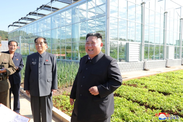 Ông Kim Jong-un tiết lộ điều duy nhất Triều Tiên có thể trông cậy - 4 Ông Kim Jong-un tiết lộ điều duy nhất Triều Tiên có thể trông cậy - 4