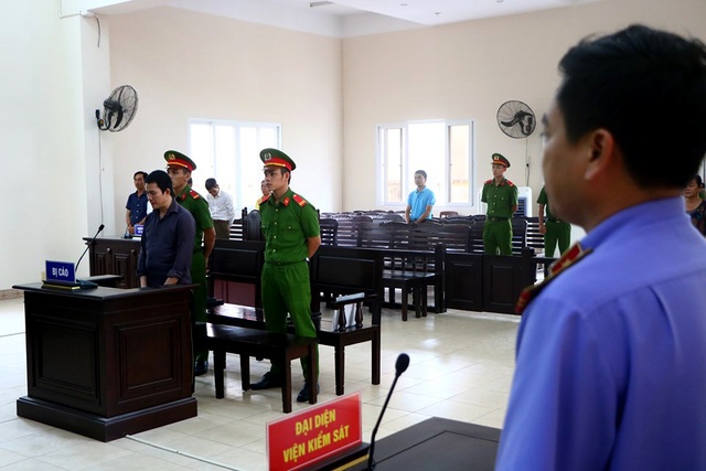 Tử hình gã chồng cuồng ghen sát hại vợ - 1 Tử hình gã chồng cuồng ghen sát hại vợ - 1