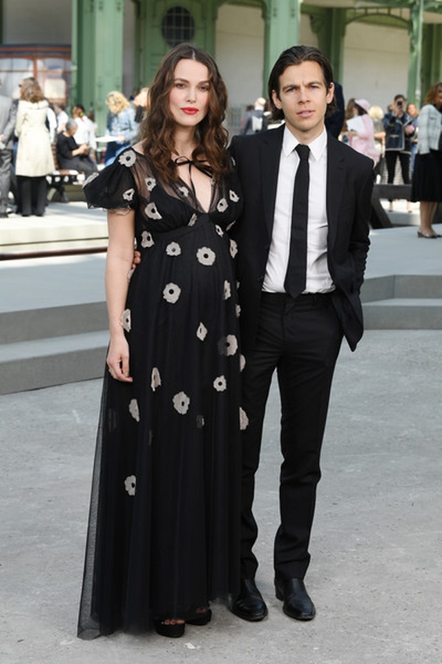 Tái xuất sau khi sinh con, Keira Knightley thon thả đáng kinh ngạc - 9 Tái xuất sau khi sinh con, Keira Knightley thon thả đáng kinh ngạc - 9