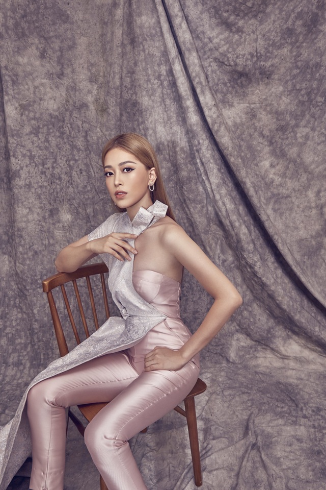 Á hậu Phương Nga nửa kín nửa hở trong bộ ảnh mới - 6 Á hậu Phương Nga nửa kín nửa hở trong bộ ảnh mới - 6