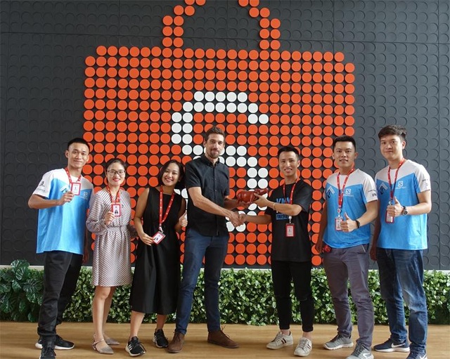 Giải marathon vượt núi lớn nhất Việt Nam Vietnam Mountain Marathon lần đầu trao giải cho nhóm chạy - 1 Giải marathon vượt núi lớn nhất Việt Nam Vietnam Mountain Marathon lần đầu trao giải cho nhóm chạy - 1