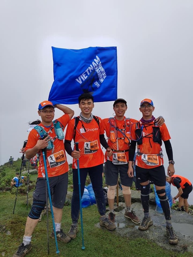 Giải marathon vượt núi lớn nhất Việt Nam Vietnam Mountain Marathon lần đầu trao giải cho nhóm chạy - 4 Giải marathon vượt núi lớn nhất Việt Nam Vietnam Mountain Marathon lần đầu trao giải cho nhóm chạy - 4