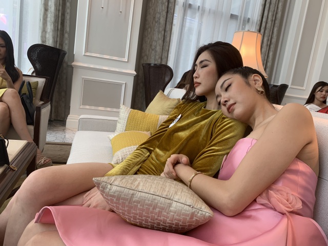 Tình cảm mọi lúc mọi nơi, Thuý Vân và Tường Linh bị nghi trên mức tình bạn - 10 Tình cảm mọi lúc mọi nơi, Thuý Vân và Tường Linh bị nghi trên mức tình bạn - 10