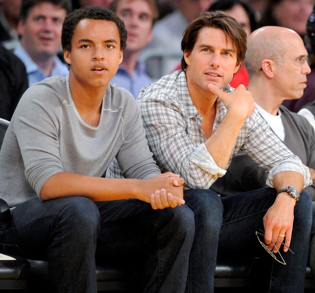 Tom Cruise và lần hiếm hoi xuất hiện bên con trai - 10 Tom Cruise và lần hiếm hoi xuất hiện bên con trai - 10