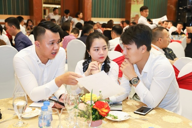 BĐS Đông Bắc Thủ đô “dậy sóng” ngày đầu ra mắt tòa căn hộ cao cấp Euro River Tower - 3 BĐS Đông Bắc Thủ đô “dậy sóng” ngày đầu ra mắt tòa căn hộ cao cấp Euro River Tower - 3