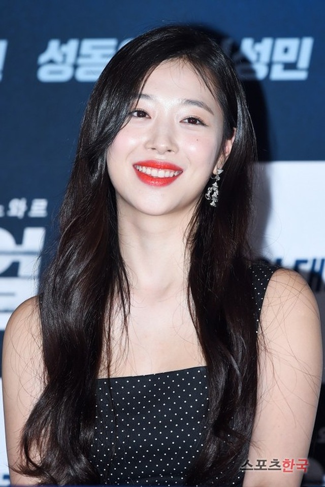 Sulli: Bi kịch của ngôi sao trẻ sống trong cô đơn và tha thiết được yêu thương - 12