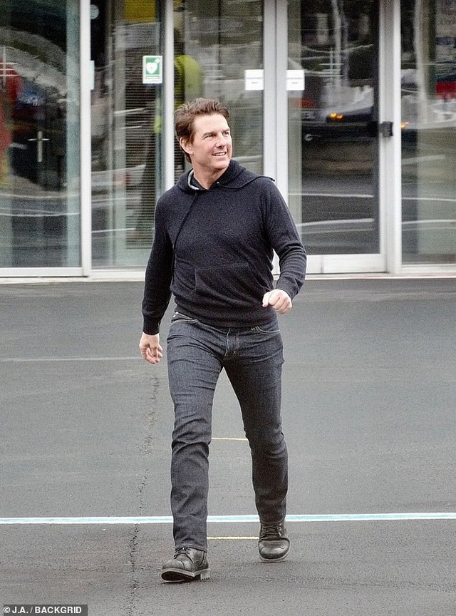 Tom Cruise và lần hiếm hoi xuất hiện bên con trai - 3 Tom Cruise và lần hiếm hoi xuất hiện bên con trai - 3