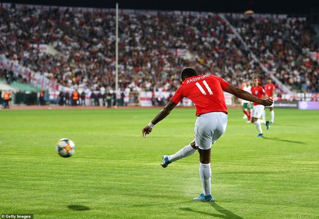 Nghiền nát Bulgaria, tuyển Anh rộng cửa giành vé dự Euro 2020 - 4 Nghiền nát Bulgaria, tuyển Anh rộng cửa giành vé dự Euro 2020 - 4