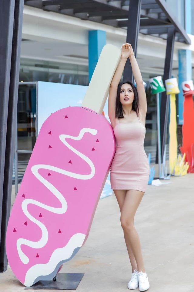 Mai Phương Thuý: “Không phải hi sinh sự nghiệp đã sớm lấy chồng sinh một bầy con” - 13 Mai Phương Thuý: “Không phải hi sinh sự nghiệp đã sớm lấy chồng sinh một bầy con” - 13