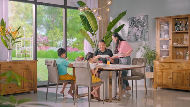 Cầu thủ - doanh nhân Anh Đức quyết định đầu tư trên đất Đồng Nai - 2 Cầu thủ - doanh nhân Anh Đức quyết định đầu tư trên đất Đồng Nai - 2