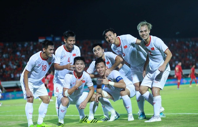 Fox Sports chấm điểm xuất sắc cho đội tuyển Việt Nam - 2 Fox Sports chấm điểm xuất sắc cho đội tuyển Việt Nam - 2