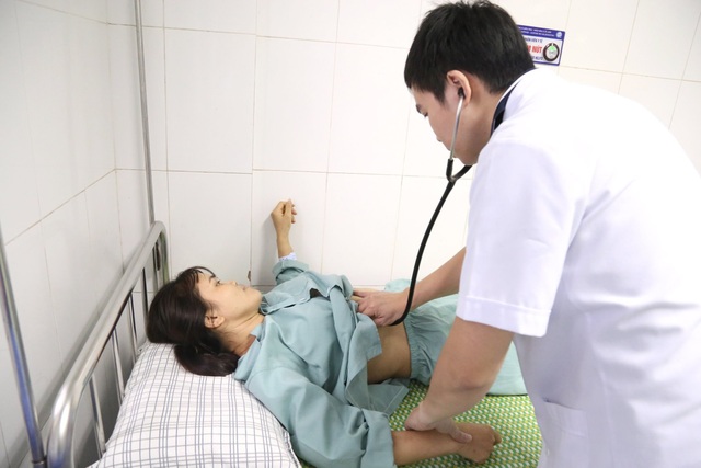 Đi khám vì sốt, người phụ nữ bàng hoàng phát hiện trái tim nằm trong ngực phải - 1 Đi khám vì sốt, người phụ nữ bàng hoàng phát hiện trái tim nằm trong ngực phải - 1