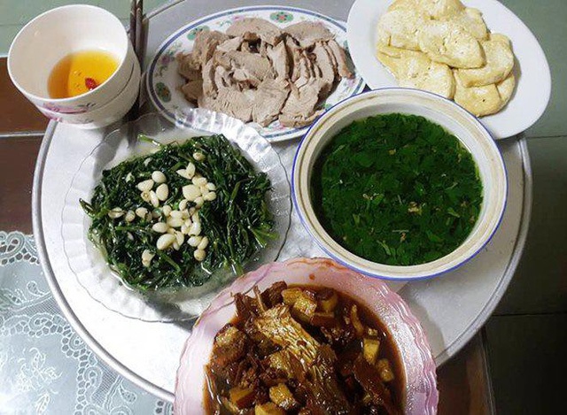Ngán ngẩm vì mỗi tháng đưa cho vợ 50 triệu, suốt ngày chỉ được ăn... thịt luộc - 2 Ngán ngẩm vì mỗi tháng đưa cho vợ 50 triệu, suốt ngày chỉ được ăn... thịt luộc - 2