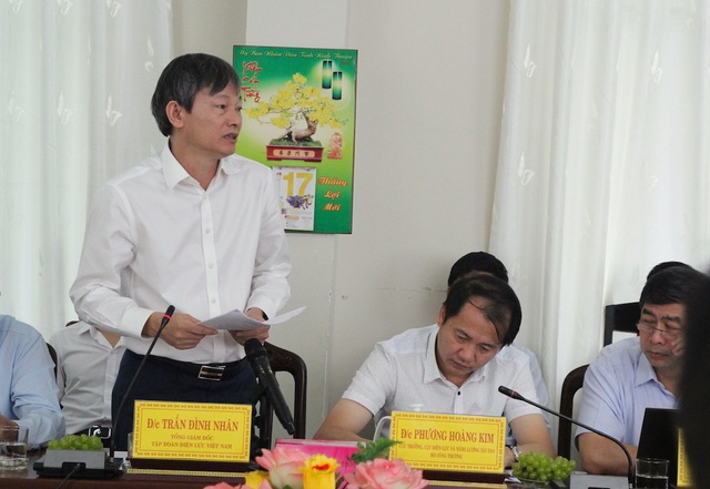Phó Thủ tướng chỉ đạo giải tỏa nguồn năng lượng sạch tại Ninh Thuận - 4 Phó Thủ tướng chỉ đạo giải tỏa nguồn năng lượng sạch tại Ninh Thuận - 4