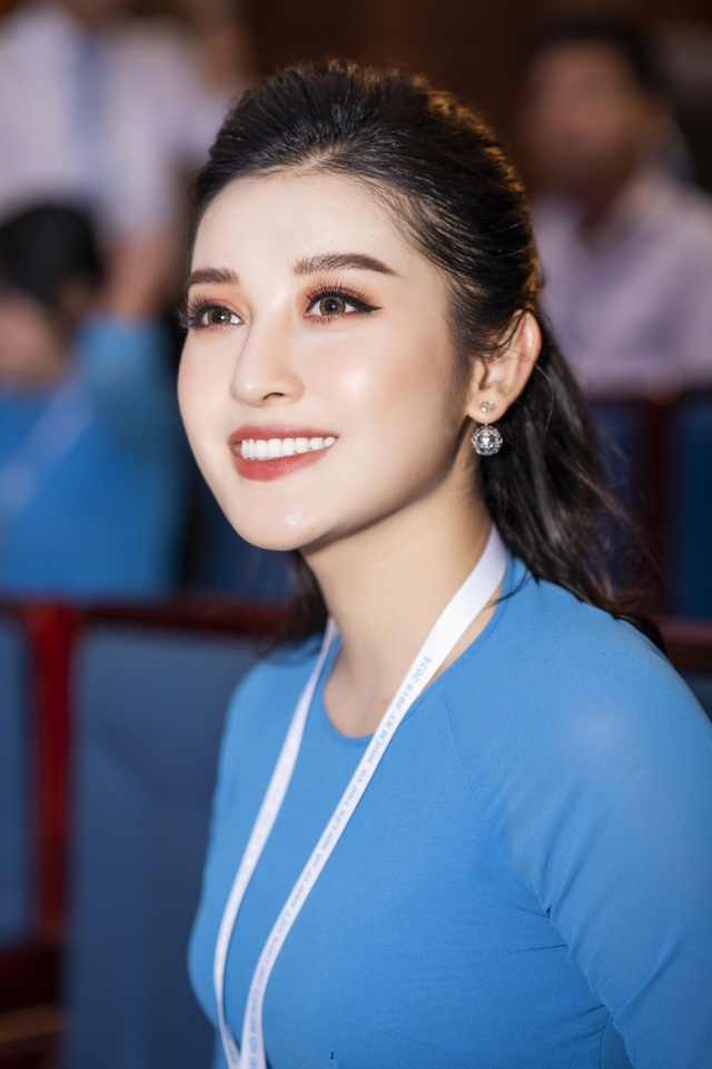 Vừa đón tin vui, Huyền My đã được Xuân Bắc hứa hẹn làm MC đám cưới - 3 Vừa đón tin vui, Huyền My đã được Xuân Bắc hứa hẹn làm MC đám cưới - 3